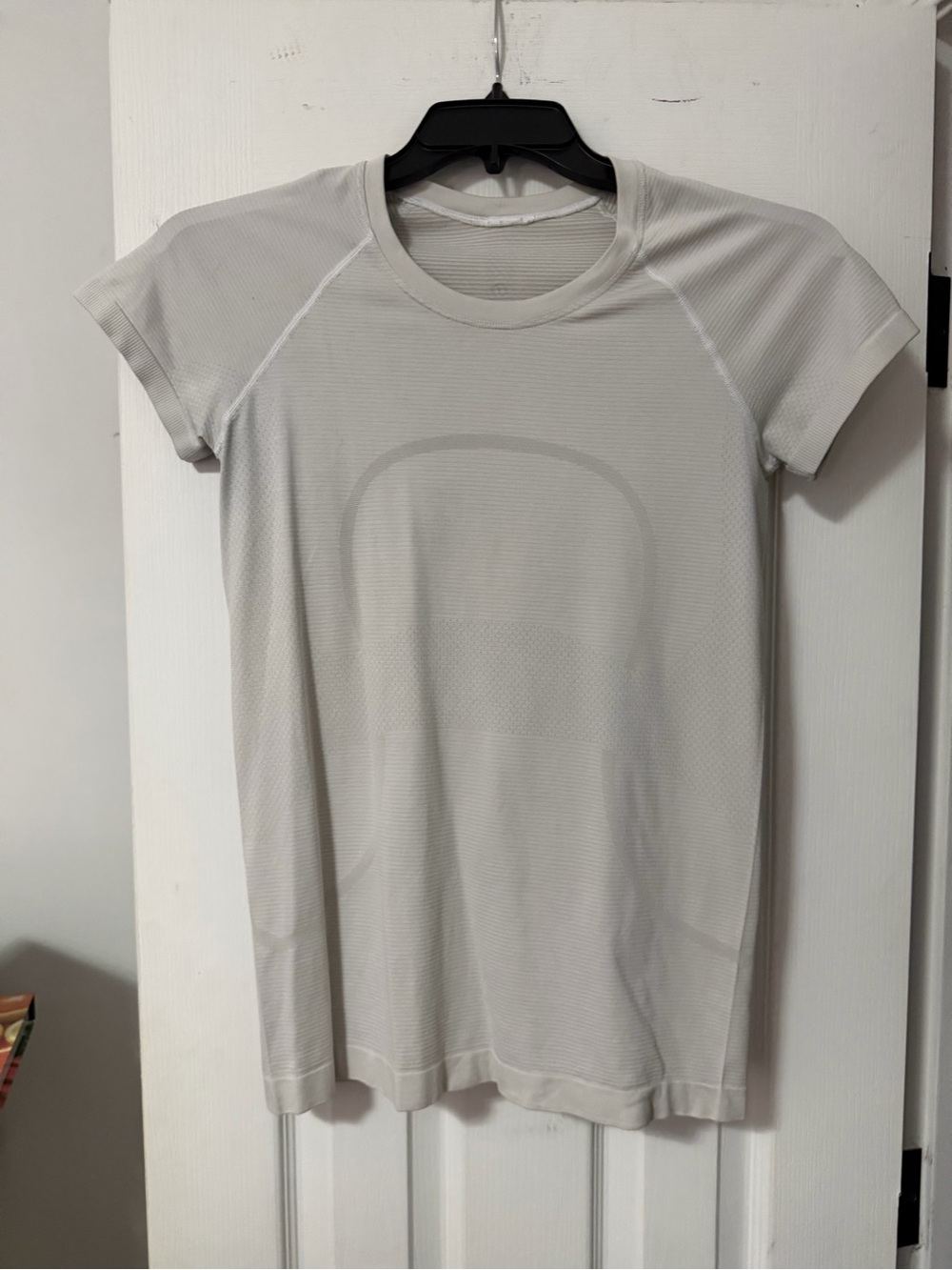 lululemon athletica Women’s swiftly Short Sleeve Performance Tee - Light Gray